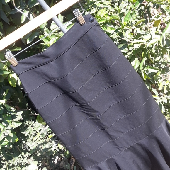 VERSACE SKIRT - Picture 5 of 7